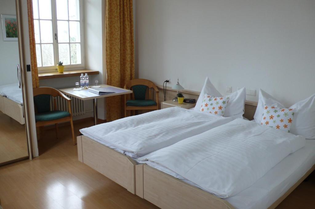 Hotel Schloss Bottstein Pokój zdjęcie